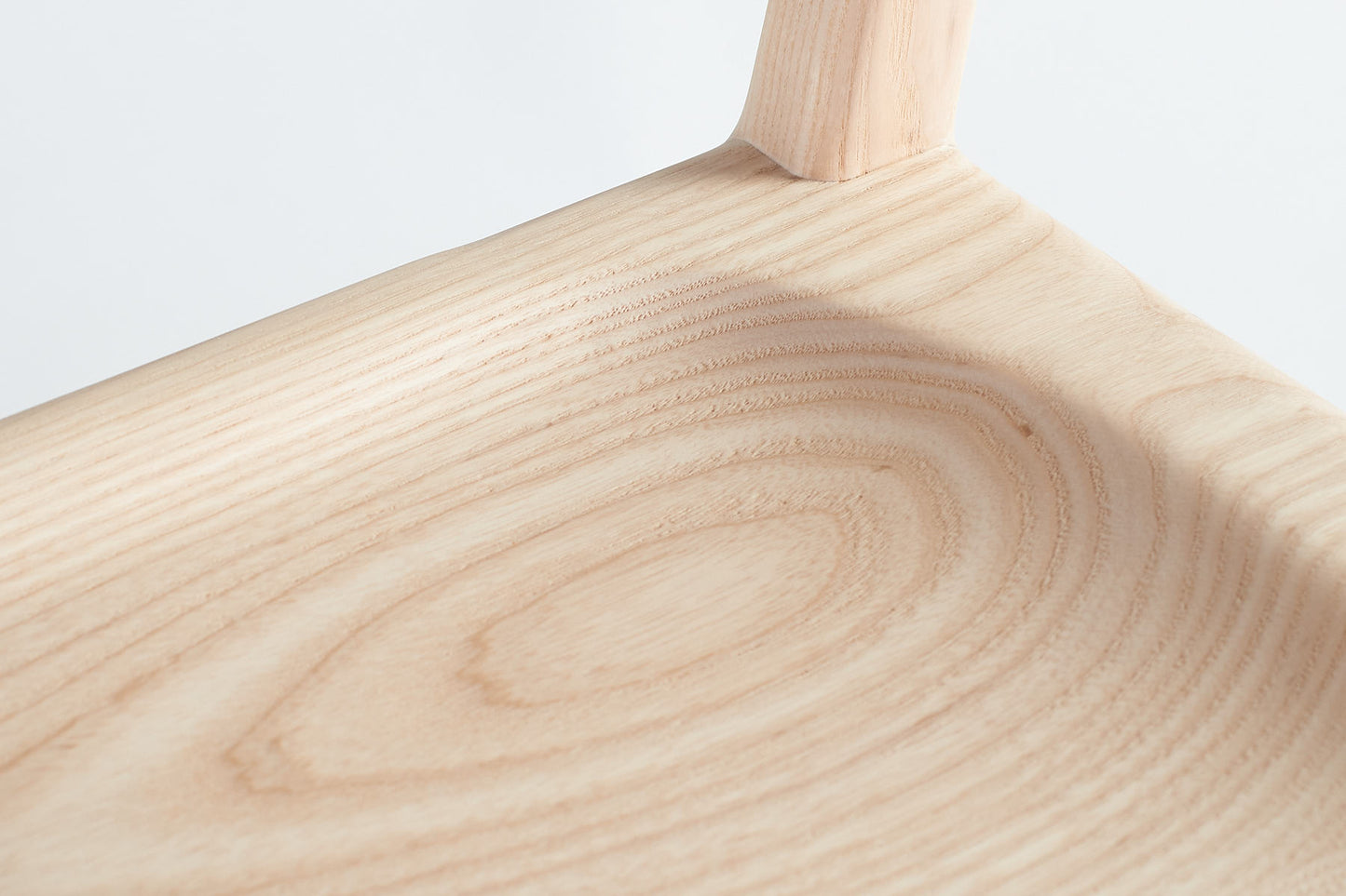 Kompson Ash Stool- detail seat